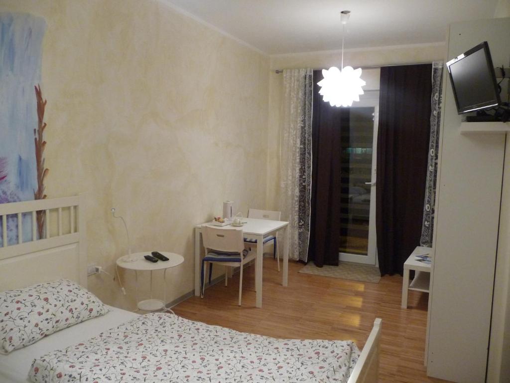 Residence Bed&Bike Moggio Udinese الغرفة الصورة